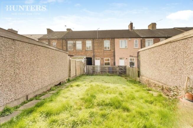 2 bed Terraced to rent Image 10
