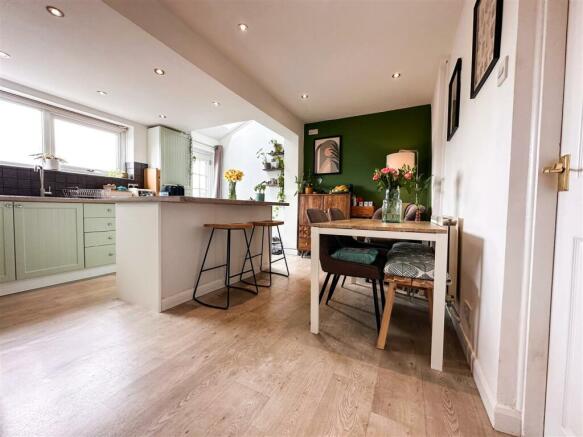 BREAKFAST KITCHEN DINING ROOM