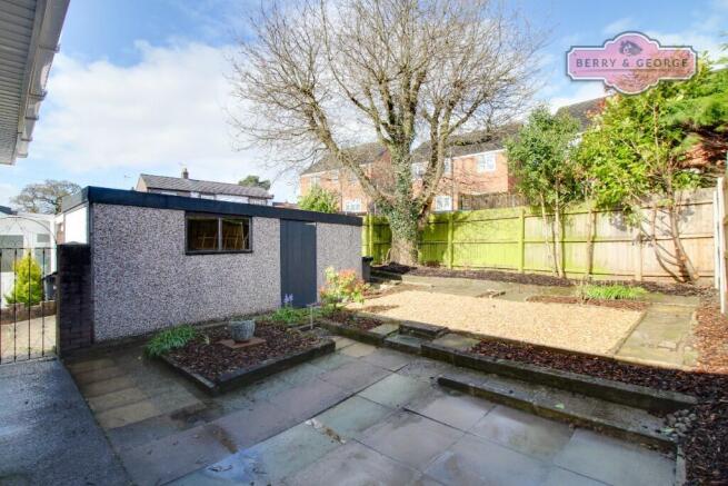 GARAGE / GARDEN