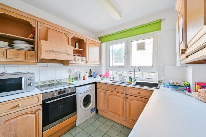 Apartment in London - View 5