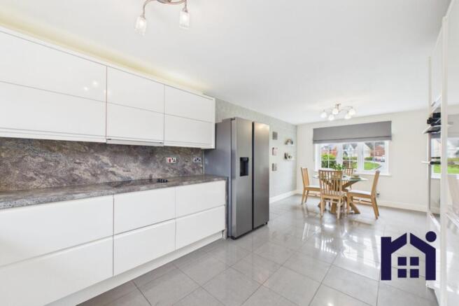 Dining kitchen