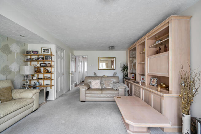 1439650-16-69d7c6bd7f240