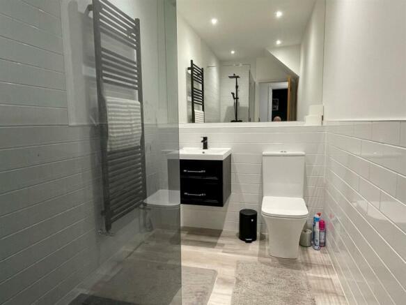 shower main.jpg