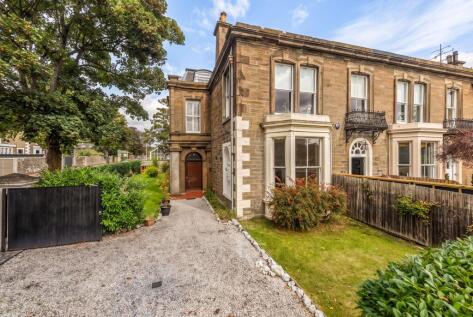 8c Ellieslea Road, Broughty Ferry, DD5 1JH