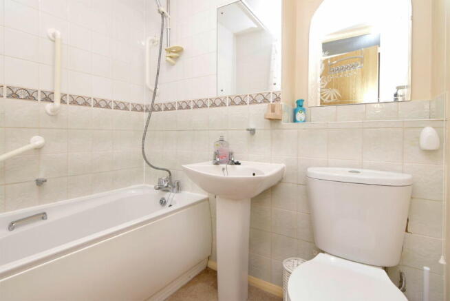 Photo 13
