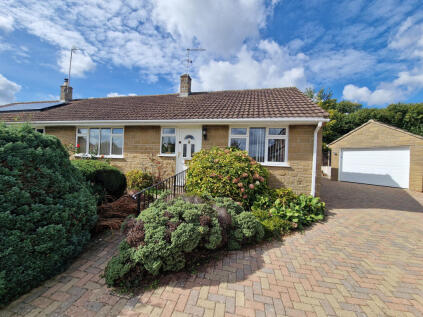Court Acres, Stoford, Yeovil, Somerset, BA22 9UJ