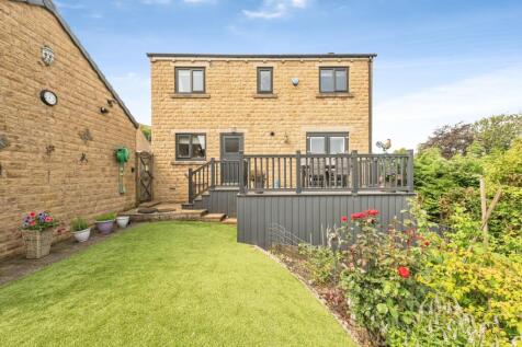 Banks Road, Huddersfield, HD7