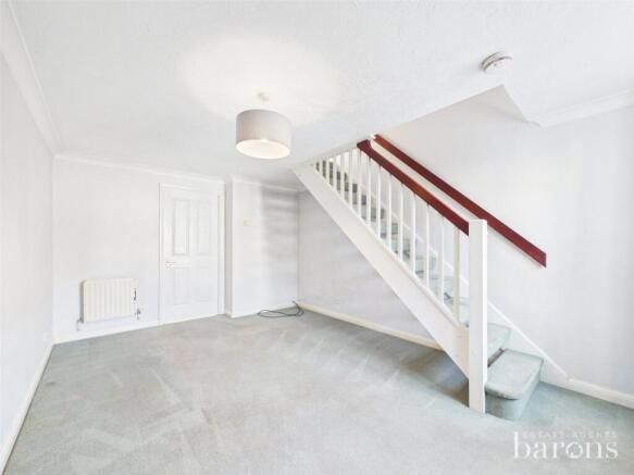 Aghemund Close, Chineham, Basingstoke, Hampshire, RG24 photo 4