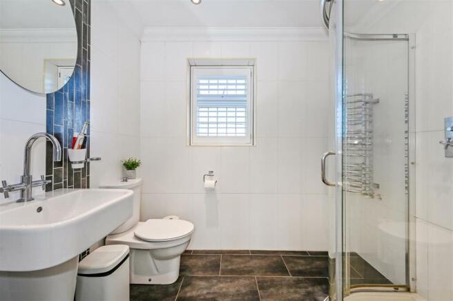En Suite Shower Room
