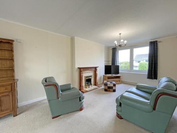 Treloweth Close 5 - Lounge Area.jpg