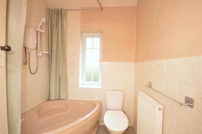 Bath/Shower Room