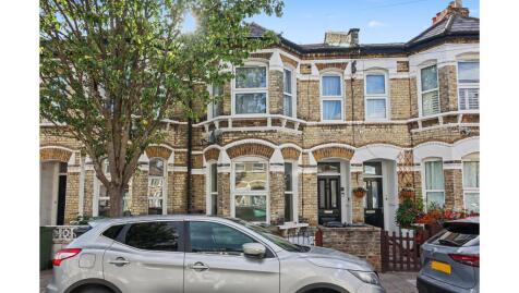 Flat A, 30 Corrance Road, Brixton, London, SW2