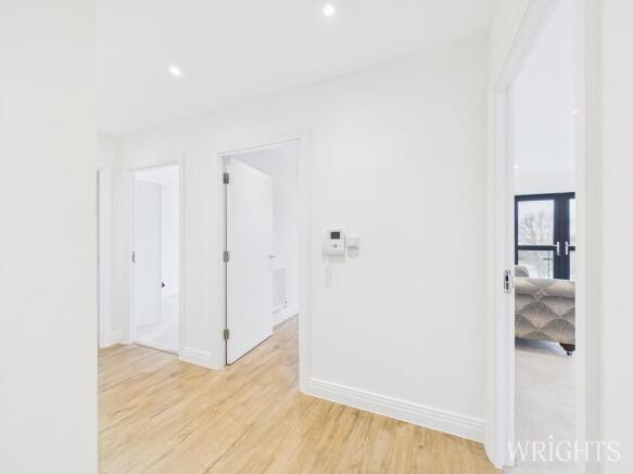 CAM05659G0-PR0086...