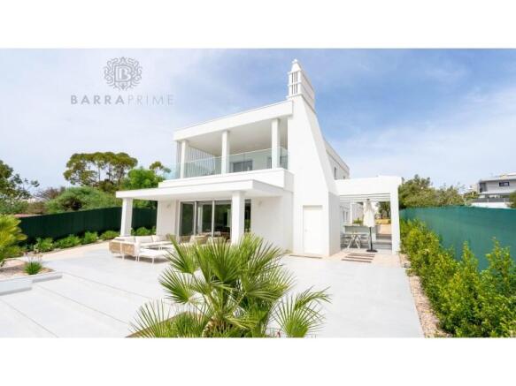 5 Bedroom Villa with Private Pool for Annual Rent in Alvor