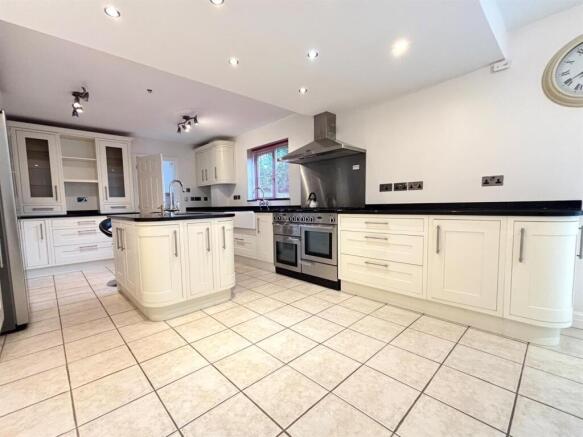 Kitchen.jpeg