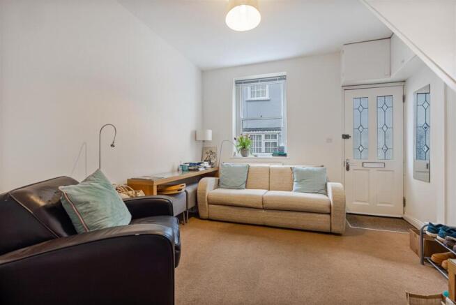 A06 - 12 Browns Hill Dartmouth - 260306.jpg