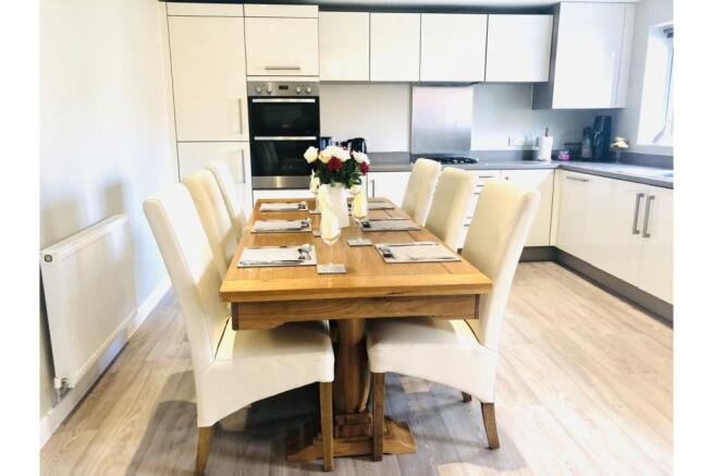 Kitchen/Dining Room