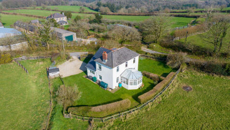 Middle Taphouse, Liskeard