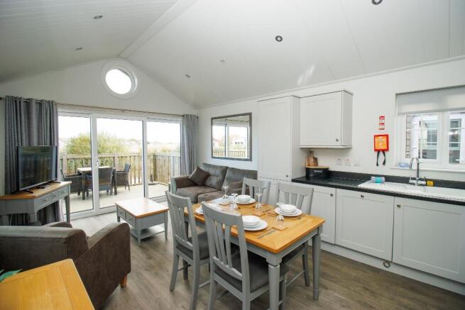 2 bed Lodge for sale Image 6