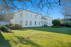 2, Woodcote Hall, Woodcote Avenue, Wallington SM6 0QT