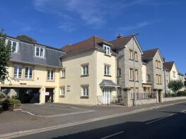 42, Tor View Court, Somerton Road, Street BA16 0FE