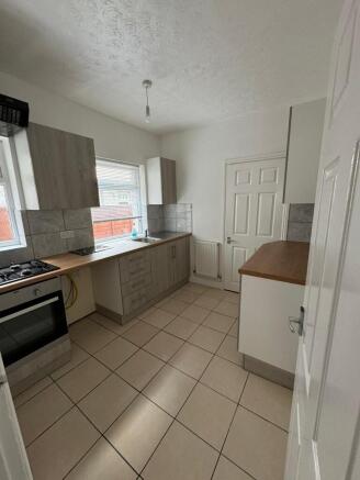 3 Bedroom Terrance House In S25!