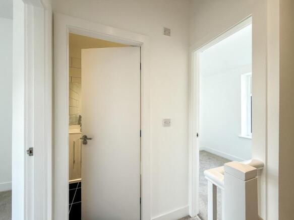 2 bed Terraced for sale Image 7