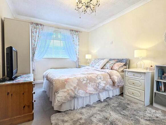 1 bed Bungalow for sale Image 6
