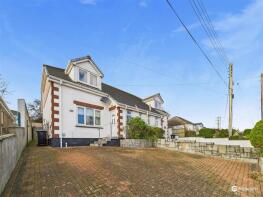33, Loggans Road, Hayle TR27 4PL