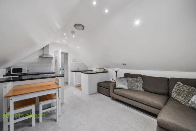 084e9100-c253-419...