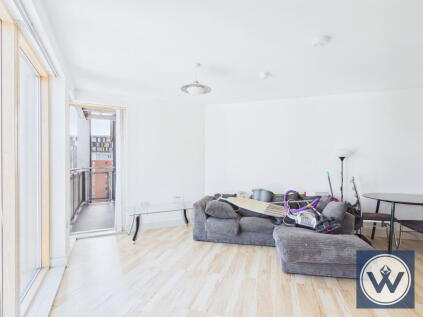 Vie, 189 Water Street - M3