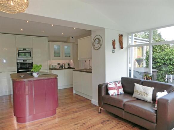 EXTENDED & REFITTED KITCHEN DINING FAMILY ROOM