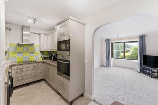 2 bed Retirement Property for sale Image 5