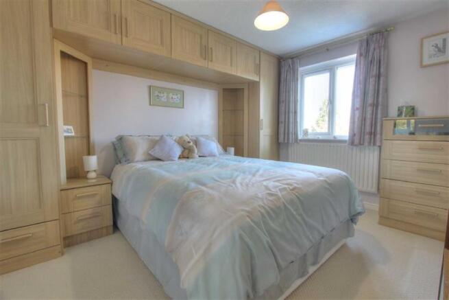 Bedroom 2: