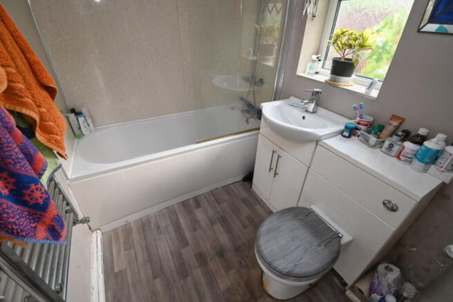 3 bed Terraced for sale Image 6
