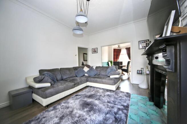 3 bed Terraced for sale Image 5
