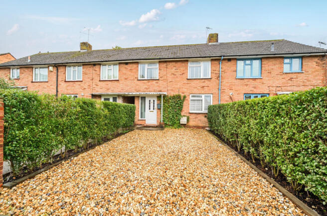 3-bed terraced on Billy Lawn Avenue, Havant, Hampshire, PO9, £280,000