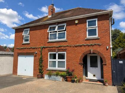 Pine Tree Drive, Barnwood