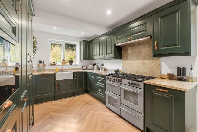 3 bed Detached for sale Image 5