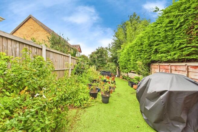 274df3c4-CAM01085...