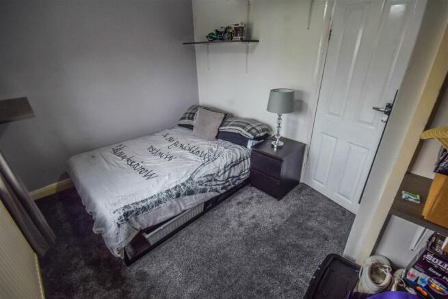 bed 2 (1).jpg