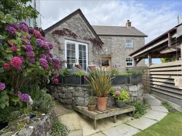 Moorstone, Treverva, Penryn TR10 9BN