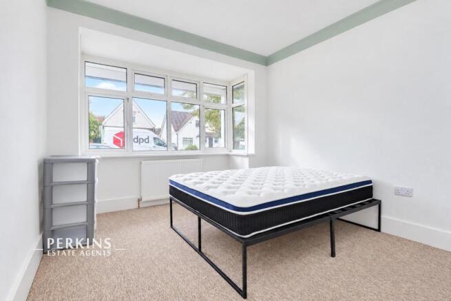 BED 1.jpg