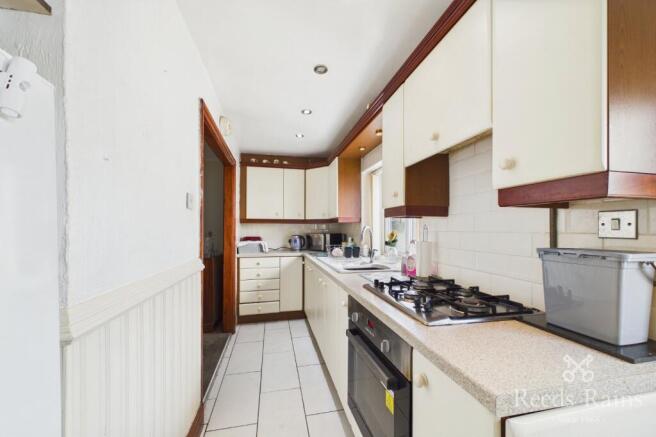 3 bed Semi-Detached for sale Image 9