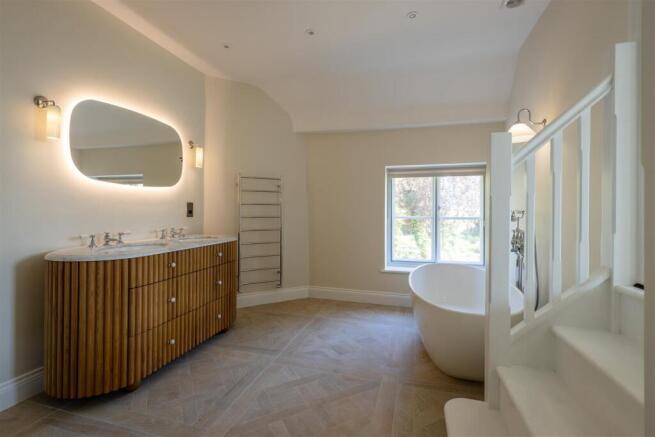 Principal en-suite bathroom 2nd aspect.jpg