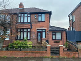220, Broadway, Chadderton OL9 9JH