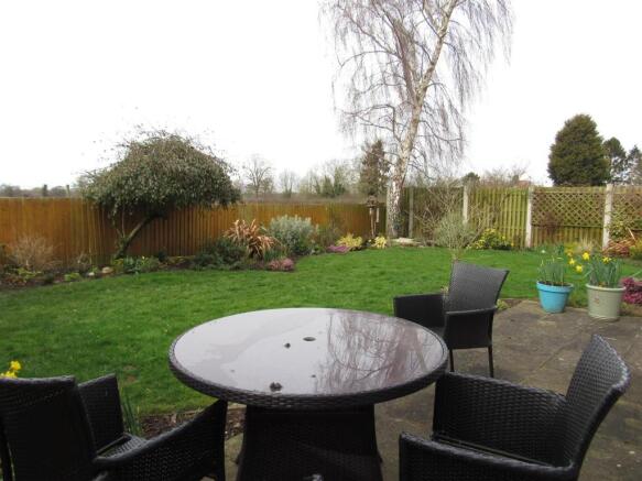garden two 12 kings gate.JPG