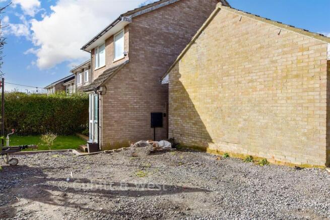 Driveway/Parking