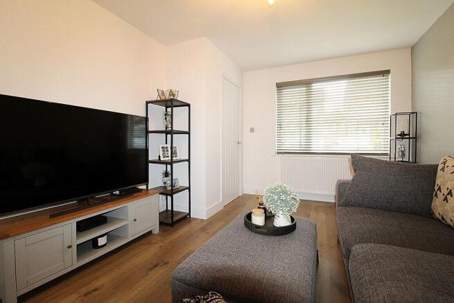 2 bed Town House for sale Image 7