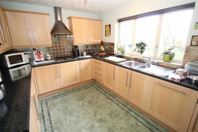 RE-FITTED KITCHEN
